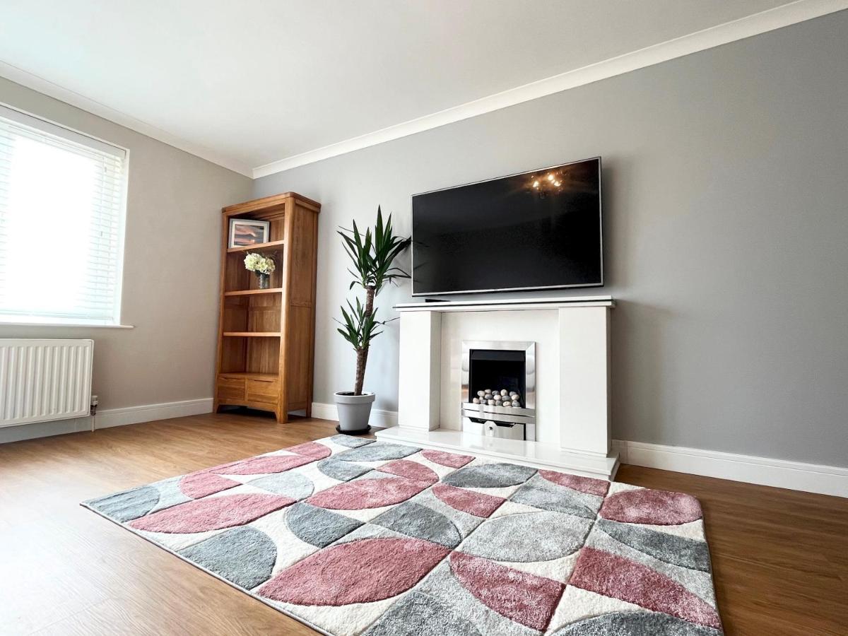 Holiday home Modern 3 Bed With Parking, Private Garden Newlyn